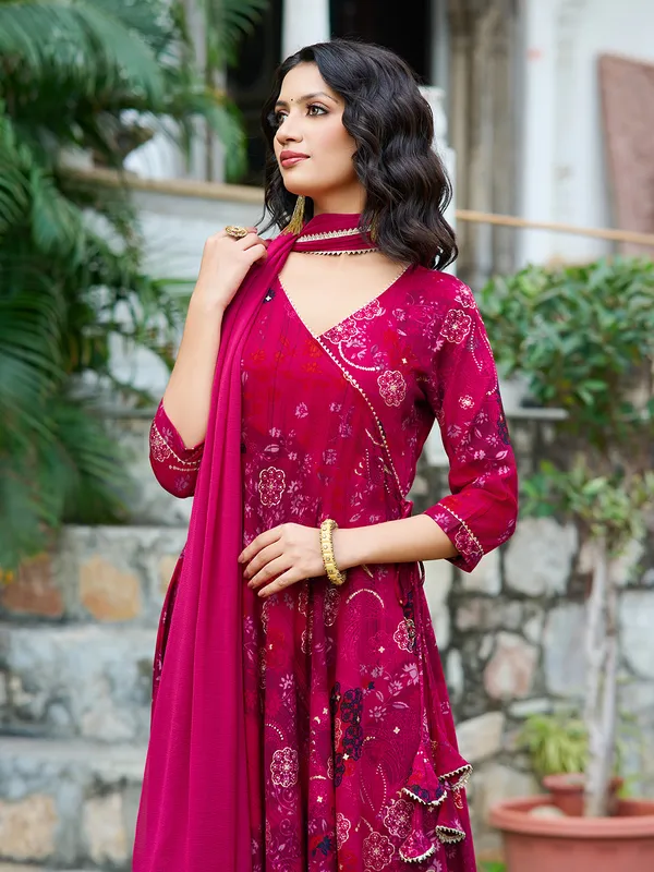 Pink_Silk_Blend_Straight_Calf_Length_V-Neck_Kurta_Sets_For_Women