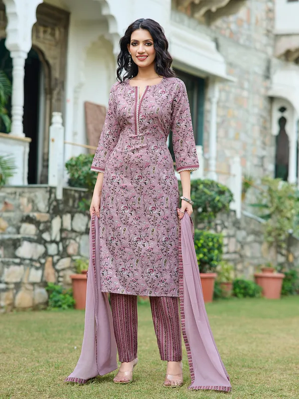 Lavender_Silk_Blend_Straight_Calf_Length_Sweetheart_Neck_Kurta_Sets_For_Women