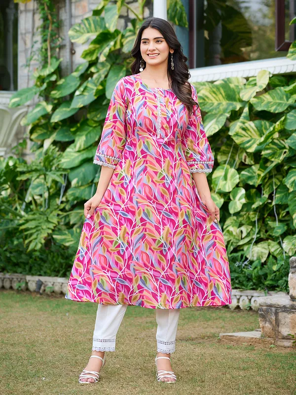 Pink_Silk_Blend_Straight_Calf_Length_Round_Neck_Kurta_Sets_For_Women