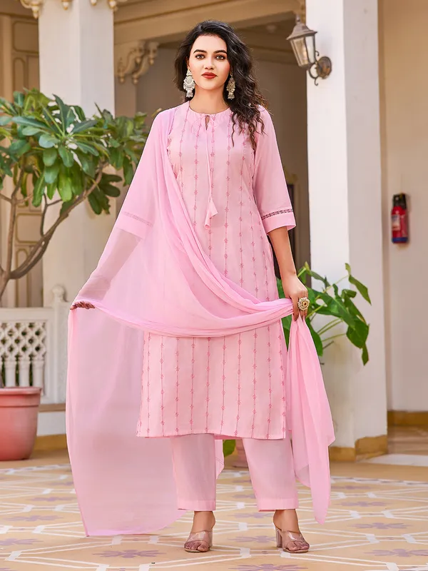 Pink_Cotton_Blend_Straight_Calf_Length_Round_Neck_Kurta_Sets_For_Women