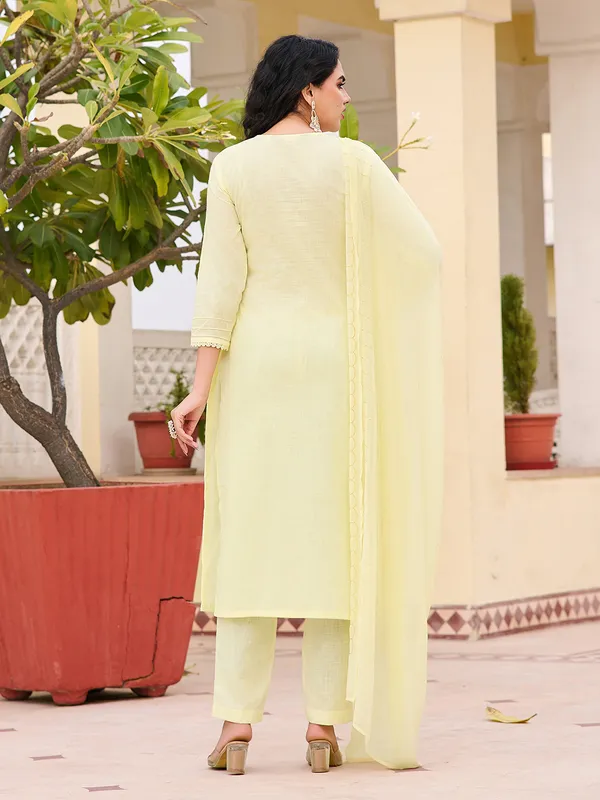 Yellow_Linen_Straight_Calf_Length_Round_Neck_Kurta_Sets_For_Women