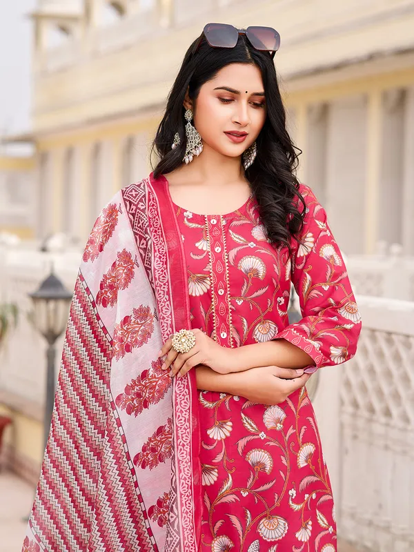 Red_Cotton_Blend_Straight_Calf_Length_Round_Neck_Kurta_Sets_For_Women