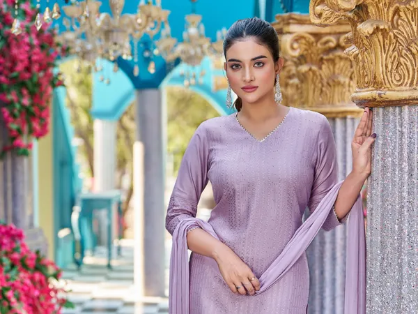 Purple_Pure_Silk_Straight_Calf_Length_V-Neck_Kurta_Sets_For_Women