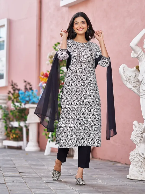 Off_White_Pure_Cotton_Straight_Calf_Length_Round_Neck_Kurta_Sets_For_Women