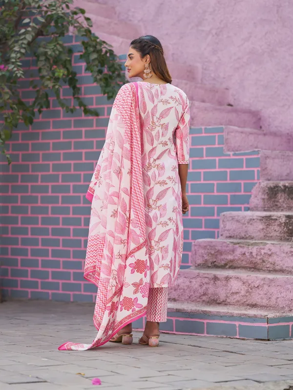 Pink_Pure_Cotton_Straight_Calf_Length_Boat_Neck_Kurta_Sets_For_Women