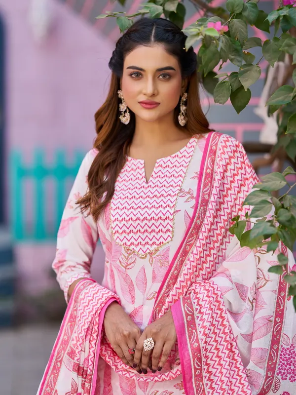 Pink_Pure_Cotton_Straight_Calf_Length_Boat_Neck_Kurta_Sets_For_Women