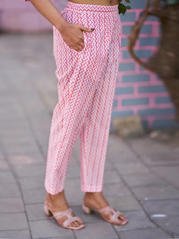 Pink_Pure_Cotton_Straight_Calf_Length_Boat_Neck_Kurta_Sets_For_Women