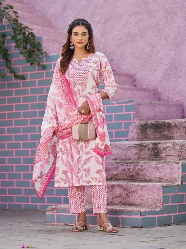Pink_Pure_Cotton_Straight_Calf_Length_Boat_Neck_Kurta_Sets_For_Women