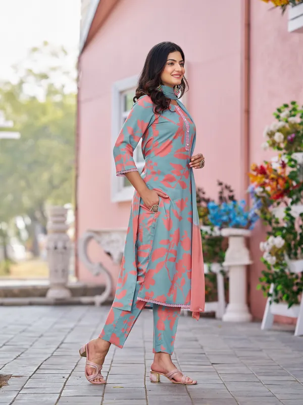 Teal_Viscose_Rayon_Straight_Calf_Length_Round_Neck_Kurta_Sets_For_Women
