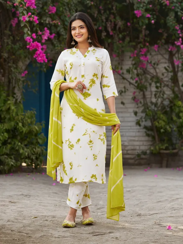 White_Viscose_Rayon_Straight_Calf_Length_V-Neck_Kurta_Sets_For_Women