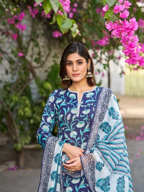 Navy_Blue_Viscose_Rayon_Straight_Calf_Length_Boat_Neck_Kurta_Sets_For_Women