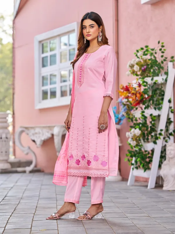 Pink_Pure_Silk_Straight_Calf_Length_Round_Neck_Kurta_Sets_For_Women
