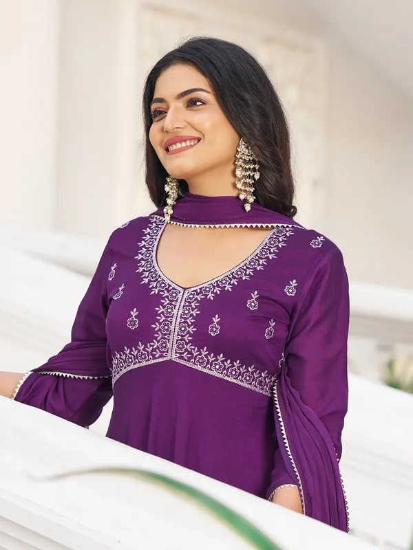 Purple_Georgette_Straight_Calf_Length_Round_Neck_Kurta_Sets_For_Women