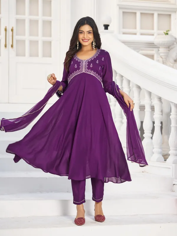 Purple_Georgette_Straight_Calf_Length_Round_Neck_Kurta_Sets_For_Women