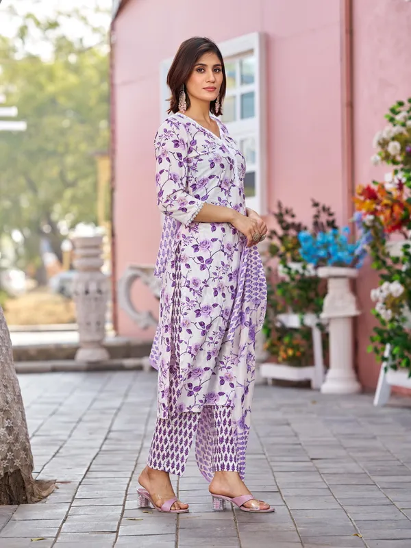 Off_White_Pure_Cotton_Straight_Calf_Length_Round_Neck_Kurta_Sets_For_Women