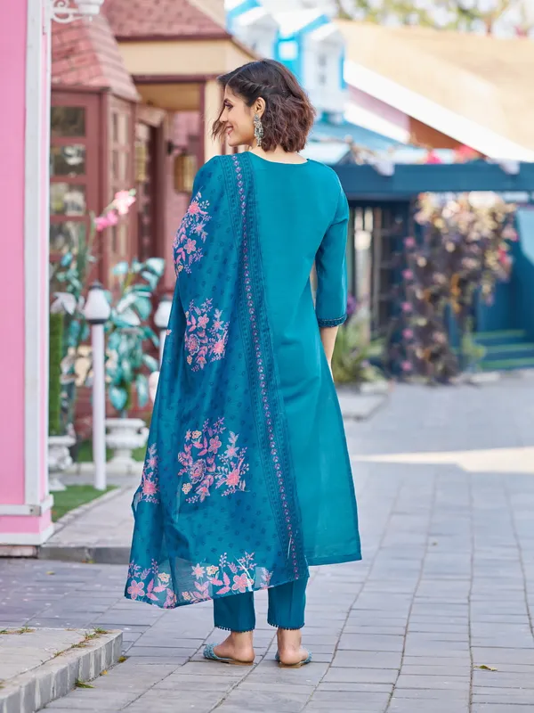 Blue_Pure_Silk_Straight_Calf_Length_Round_Neck_Kurta_Sets_For_Women