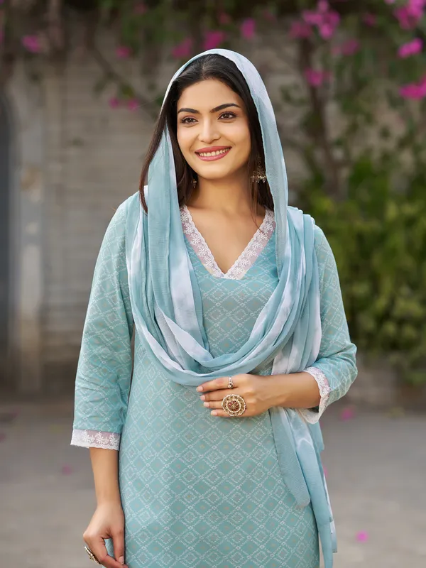 Blue_Viscose_Rayon_Straight_Calf_Length_V-Neck_Kurta_Sets_For_Women