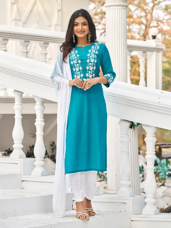 Teal_Pure_Silk_Straight_Calf_Length_Keyhole_Neck_Kurta_Sets_For_Women