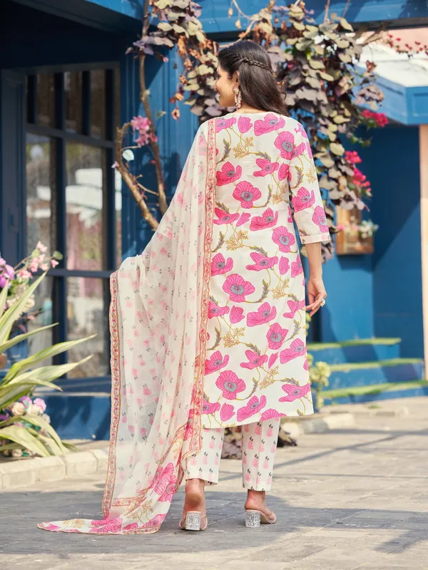 Cream_Pure_Cotton_Straight_Calf_Length_V-Neck_Kurta_Sets_For_Women