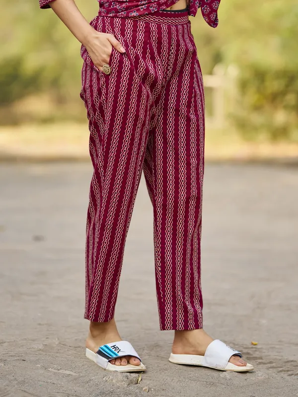 Violet_Pure_Cotton_Straight_Calf_Length_Round_Neck_Kurta_Sets_For_Women