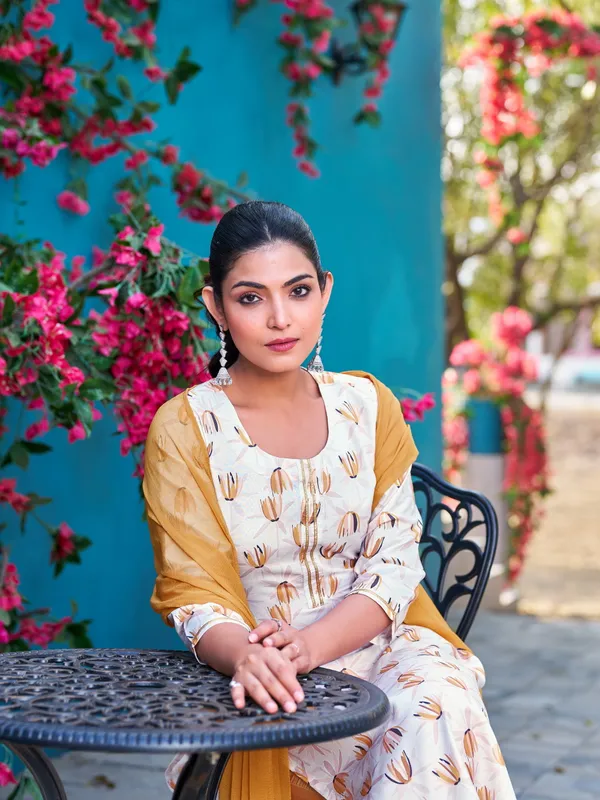 Off_White_Viscose_Rayon_Straight_Calf_Length_Round_Neck_Kurta_Sets_For_Women