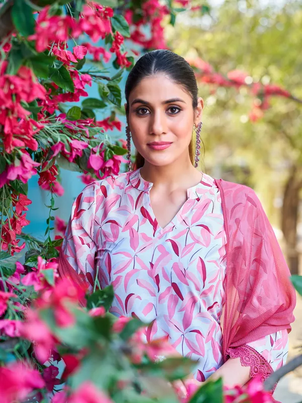 Off_White_Viscose_Rayon_Straight_Calf_Length_Shirt_Collar_Kurta_Sets_For_Women
