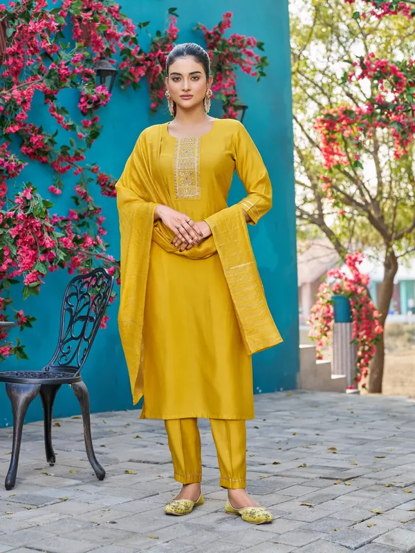 Mustard_Pure_Silk_Straight_Calf_Length_Round_Neck_Kurta_Sets_For_Women