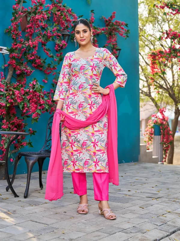 Grey_Viscose_Rayon_Straight_Calf_Length_U-Neck_Kurta_Sets_For_Women