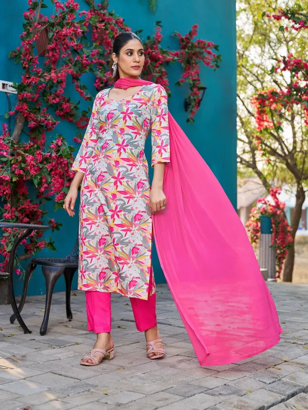 Grey_Viscose_Rayon_Straight_Calf_Length_U-Neck_Kurta_Sets_For_Women