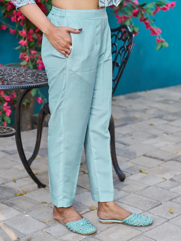 Blue_Viscose_Rayon_Straight_Calf_Length_U-Neck_Kurta_Sets_For_Women
