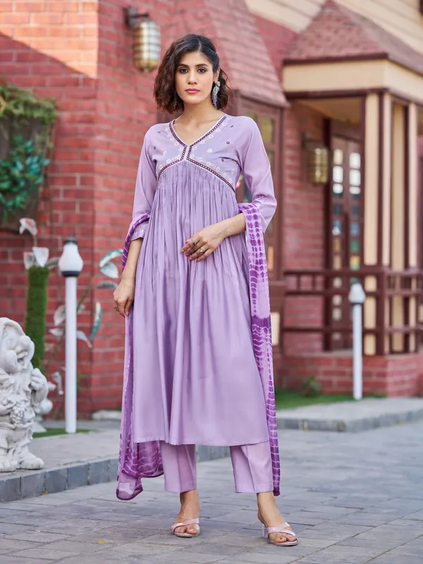 Purple_Pure_Silk_Straight_Calf_Length_V-Neck_Kurta_Sets_For_Women