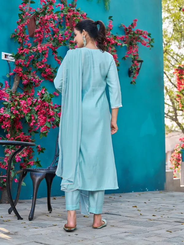 Blue_Pure_Silk_Straight_Calf_Length_V-Neck_Kurta_Sets_For_Women