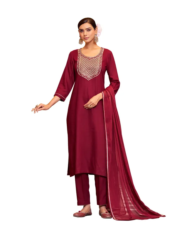 Maroon_Viscose_Rayon_Straight_Calf_Length_Round_Neck_Kurta_Sets_For_Women