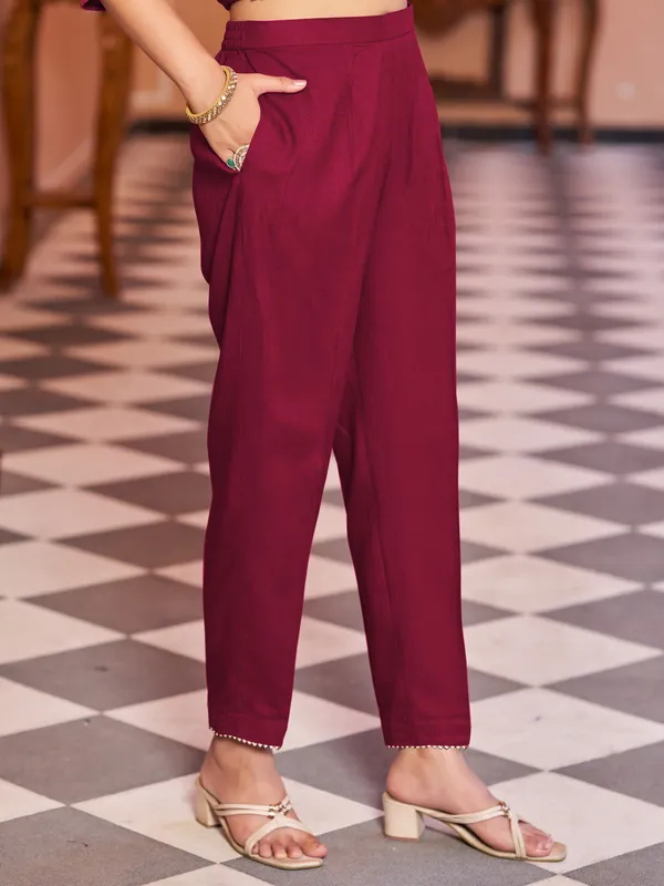 Maroon_Viscose_Rayon_Straight_Calf_Length_Round_Neck_Kurta_Sets_For_Women