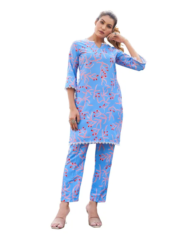 Blue_Viscose_Rayon_Straight_Calf_Length_Boat_Neck_Kurta_Sets_For_Women