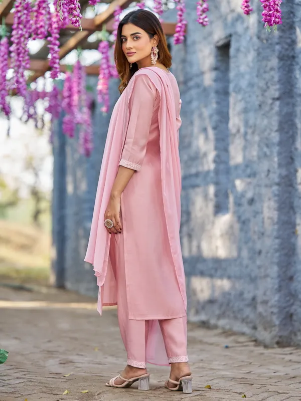 Pink_Pure_Silk_Straight_Calf_Length_Boat_Neck_Kurta_Sets_For_Women