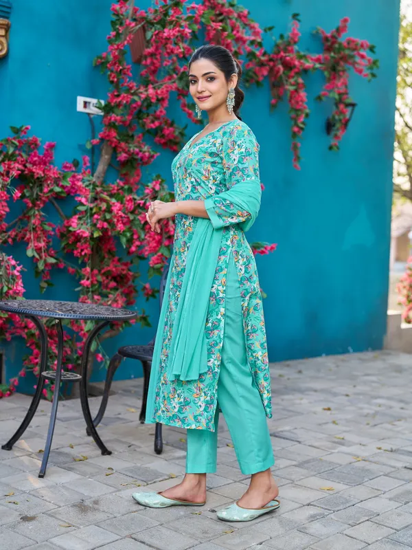 Teal_Viscose_Rayon_Straight_Calf_Length_V-Neck_Kurta_Sets_For_Women