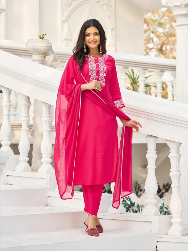 Pink_Pure_Silk_Straight_Calf_Length_Round_Neck_Kurta_Sets_For_Women