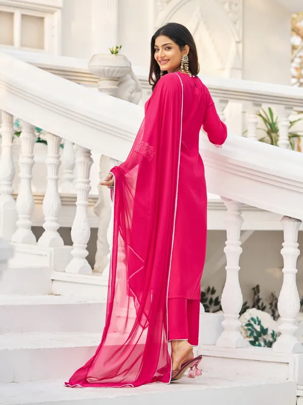 Pink_Pure_Silk_Straight_Calf_Length_Round_Neck_Kurta_Sets_For_Women