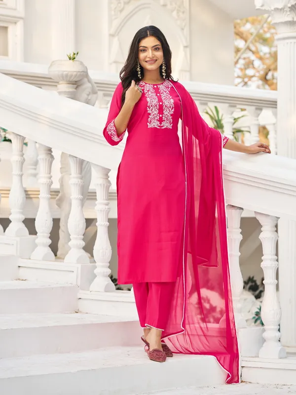 Pink_Pure_Silk_Straight_Calf_Length_Round_Neck_Kurta_Sets_For_Women