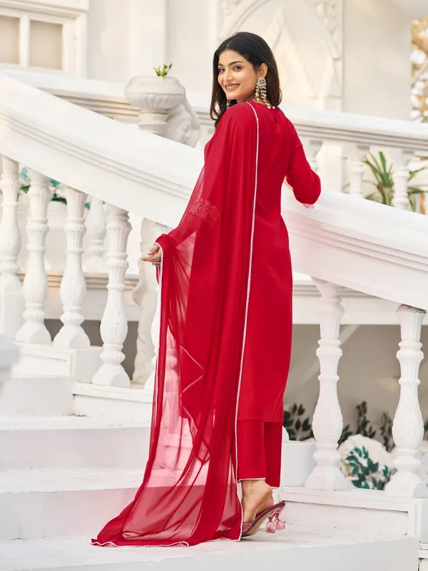 Red_Pure_Silk_Straight_Calf_Length_Round_Neck_Kurta_Sets_For_Women