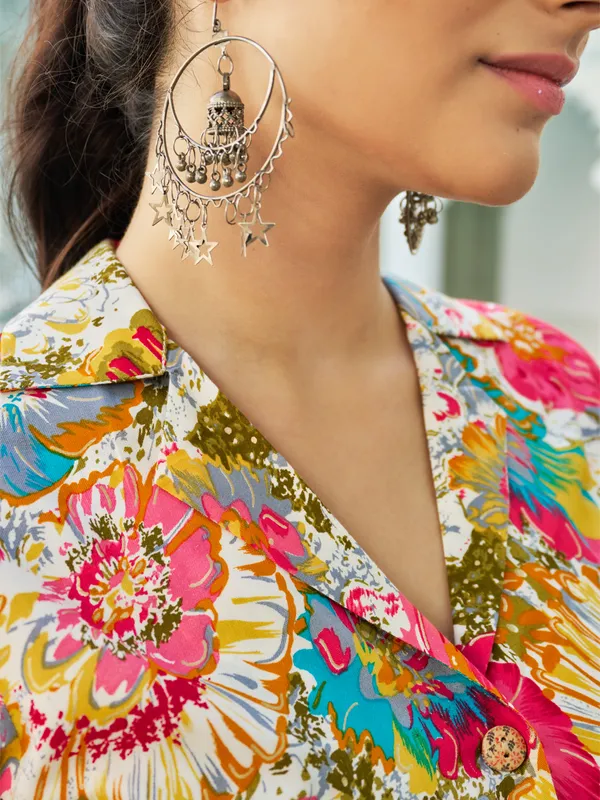 Multicolor_Viscose_Rayon_Shirt_Collar_Three-Quarter_Sleeves_Printed_Trending_Co-Ords_For_Women