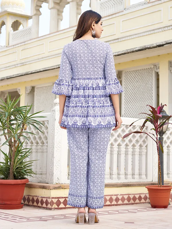 White_Silk_Blend_V-Neck_Three-Quarter_Sleeves_Printed_Co-Ords_For_Women