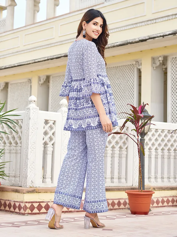 White_Silk_Blend_V-Neck_Three-Quarter_Sleeves_Printed_Co-Ords_For_Women