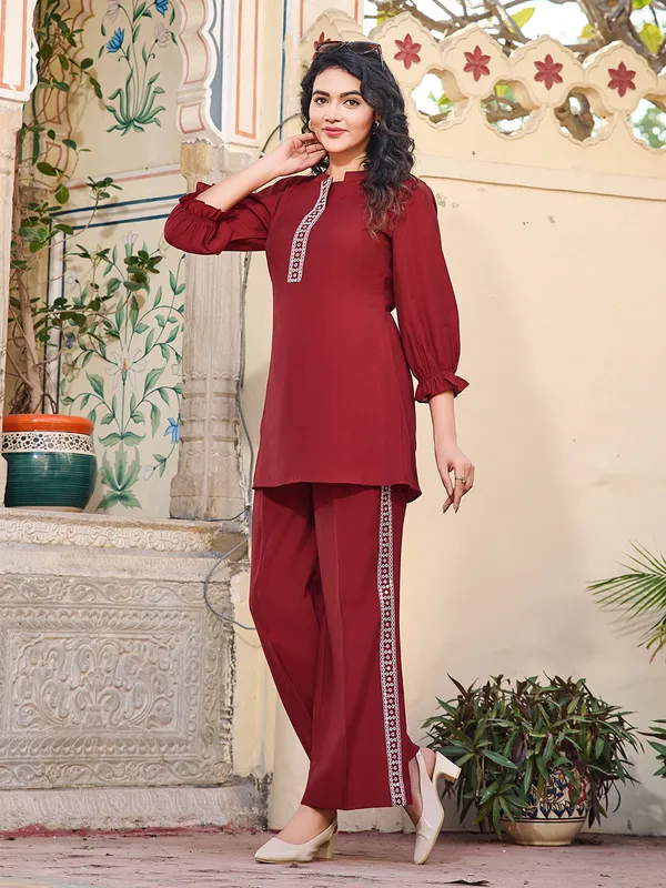 Maroon_Silk_Blend_Polo_Collar_Three-Quarter_Sleeves_Self_Design_Co-Ords_For_Women