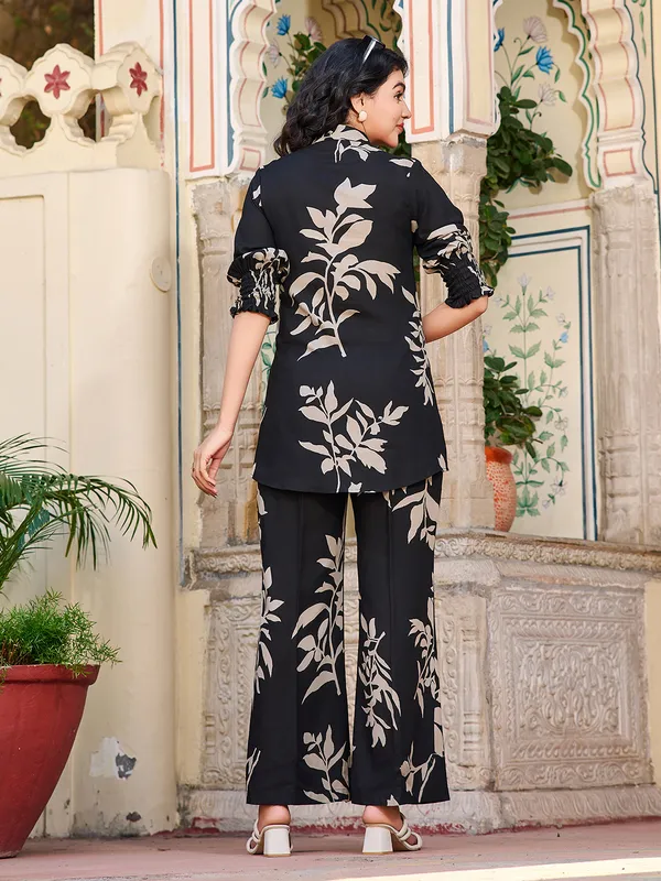 Black_Viscose_Rayon_Shirt_Collar_Three-Quarter_Sleeves_Printed_Trending_Co-Ords_For_Women