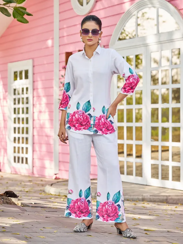 White_Viscose_Rayon_Shirt_Collar_Three-Quarter_Sleeves_Printed_Co-Ords_For_Women