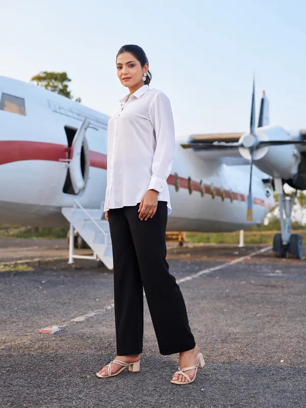 White_Pure_Silk_Shirt_Collar_Three-Quarter_Sleeves_Solid_Co-Ords_For_Women