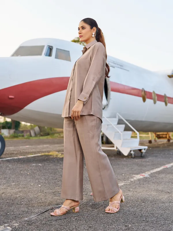 Beige_Pure_Silk_Shirt_Collar_Three-Quarter_Sleeves_Self_Design_Co-Ords_For_Women