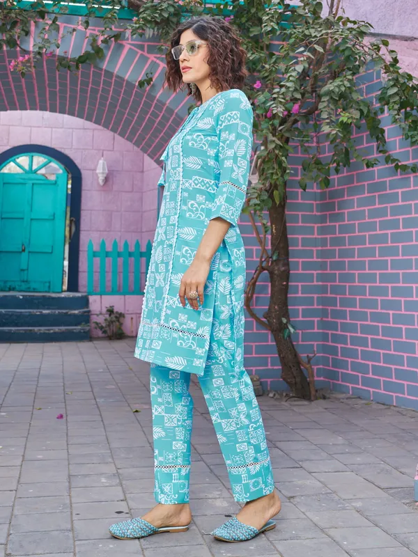 Blue_Viscose_Rayon_Round_Neck_Three-Quarter_Sleeves_Printed_Co-Ords_For_Women